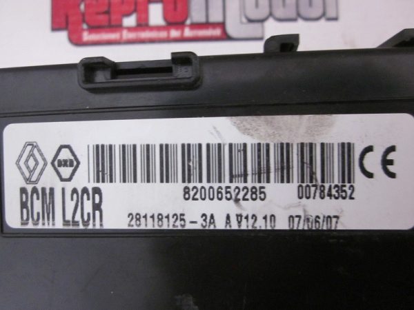 UCH BCM L2CR JOHNSON CONTROLS RENAULT CLIO 8200652285 / 28118125-3A
