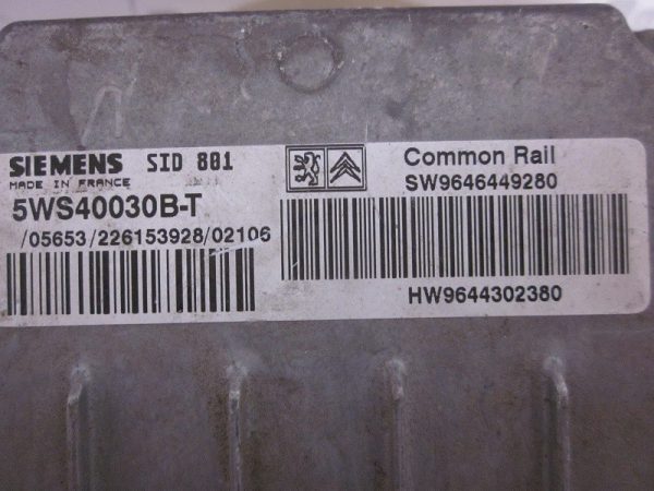 ECU SIEMENS PSA SID 801 / 5WS40030B-T