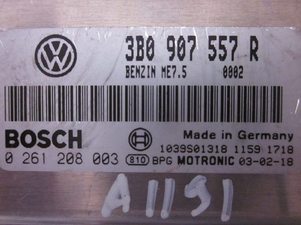 ECU BOSCH VOLKSWAGEN 0261208003 / 3B0907557R