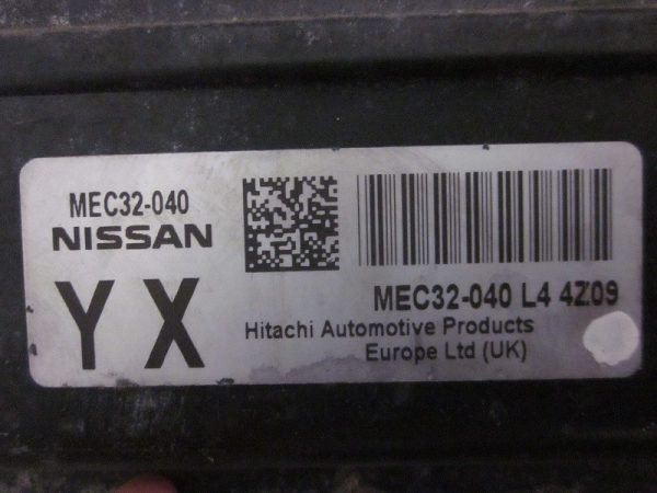 ECU NISSAN MEC32-040 L4 4Z09 YX