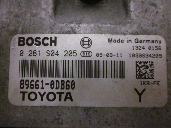 ECU BOSCH TOYOTA 0261S04205 / 89661-0DB60