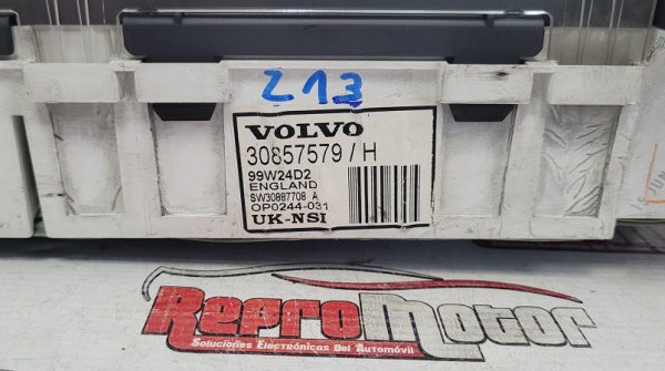 CUADRO INSTRUMENTOS VOLVO 30857579H / SW30887708A